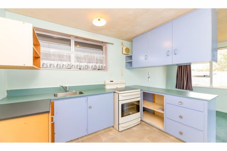 Photo of property in 2/11 Gilby Street, Linwood, Christchurch, 8011