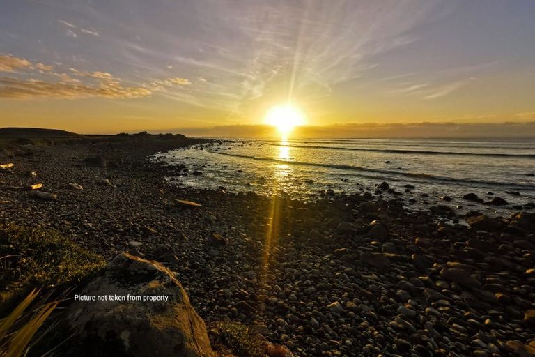 Photo of property in 304 Coast Road, Warea, 4381