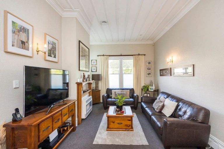 Photo of property in 459a Featherston Street, Palmerston North, 4414