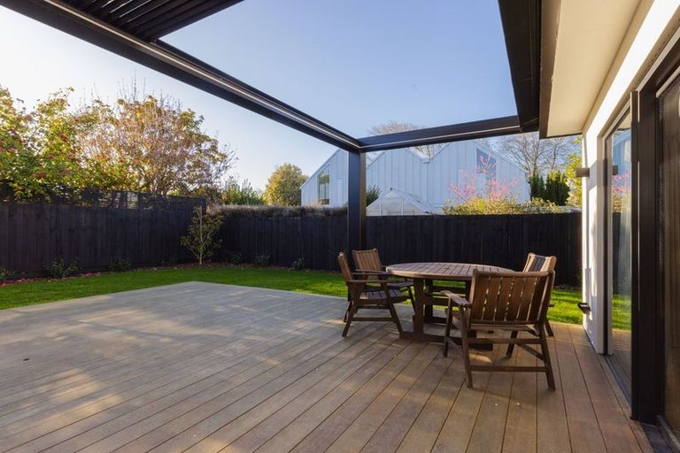 Photo of property in 4/146 Straven Road, Fendalton, Christchurch, 8014