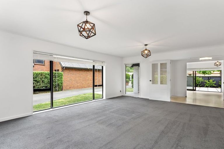 Photo of property in 2/23 Hamilton Avenue, Ilam, Christchurch, 8041