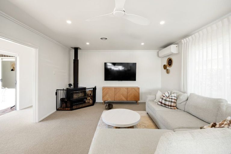 Photo of property in 27 Glen Lynne Avenue, Queenwood, Hamilton, 3210