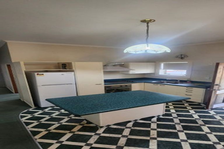 Photo of property in 33 Austin Street, Mount Victoria, Wellington, 6011