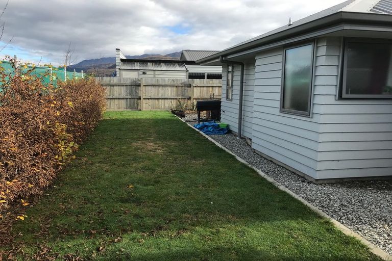 Photo of property in 8 Cheltenham Road, Lower Shotover, Queenstown, 9304