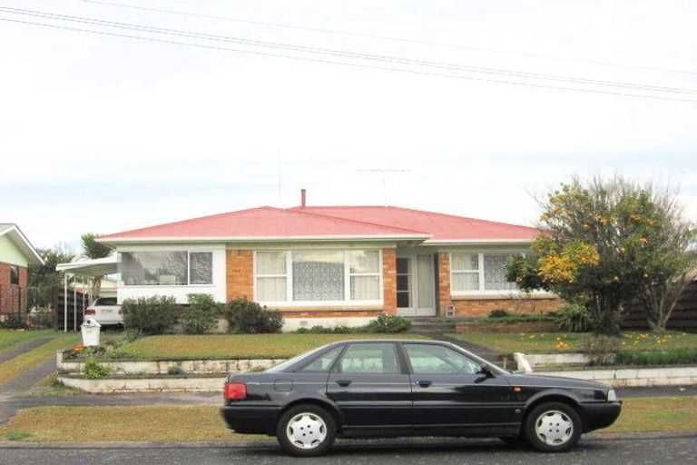 Photo of property in 20 Casper Street, Fairfield, Hamilton, 3214