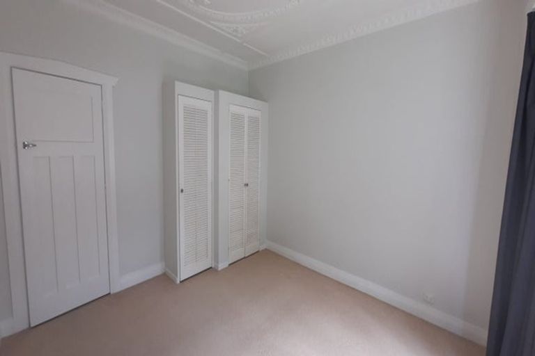 Photo of property in 4 Rotherham Terrace, Miramar, Wellington, 6022