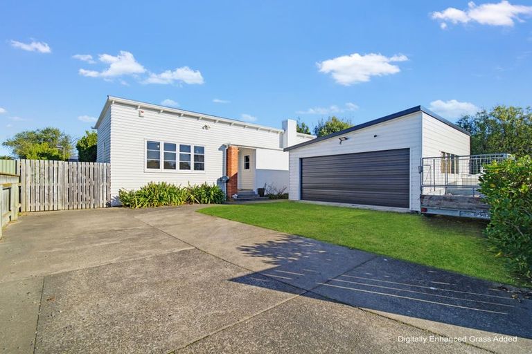 Photo of property in 11 Rutherford Road, Marewa, Napier, 4110
