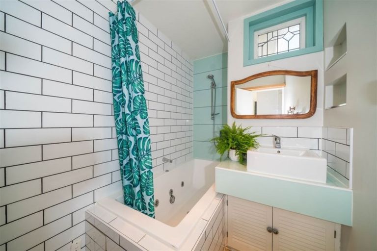 Photo of property in 297 Estuary Road, South New Brighton, Christchurch, 8062