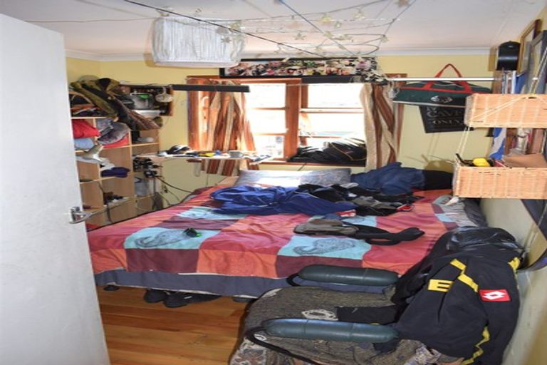 Photo of property in 18 Freemans Road, Otaki, 5512