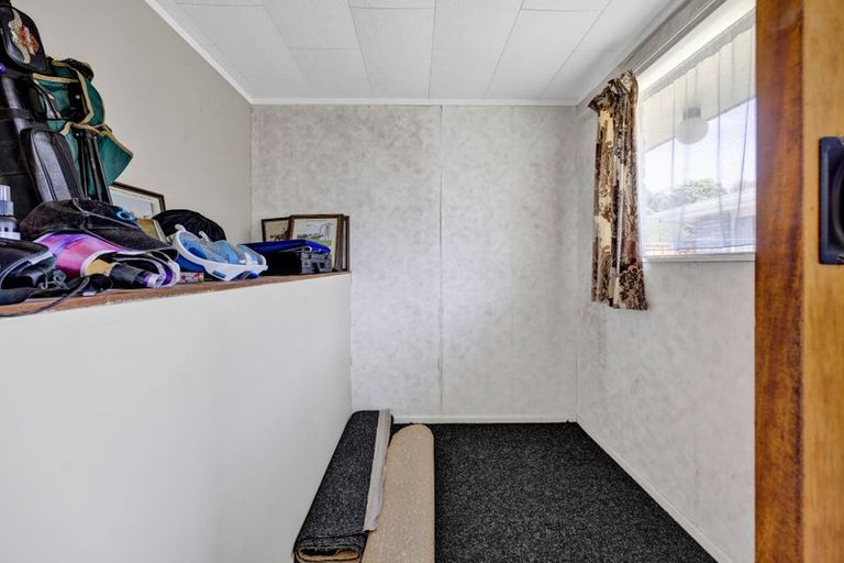 Photo of property in 13 Flint Road West, Stratford, 4332