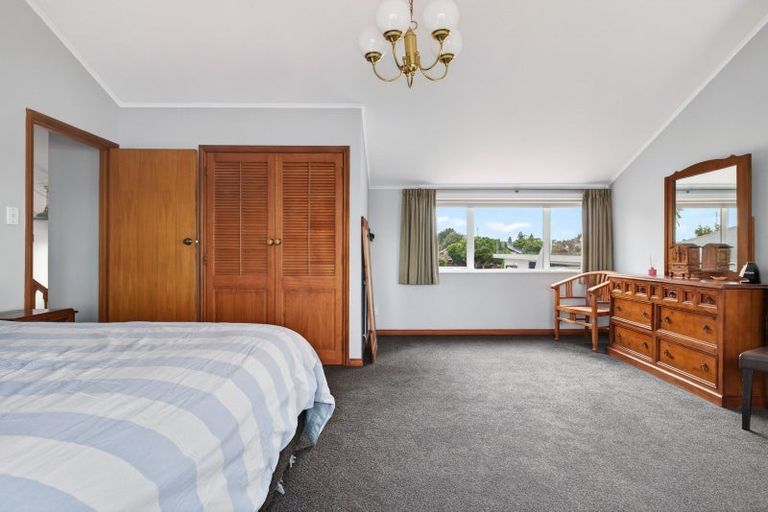 Photo of property in 44 Chelwood Street, Takaro, Palmerston North, 4412