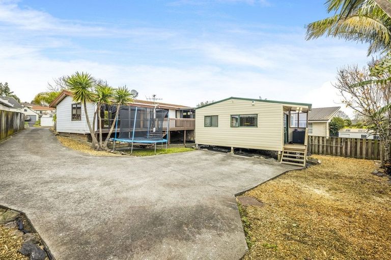 Photo of property in 14 Derrimore Heights, Clover Park, Auckland, 2019