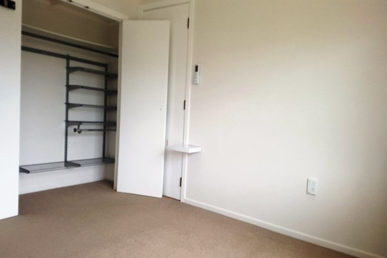 Photo of property in 4/109 Shakespeare Road, Milford, Auckland, 0620