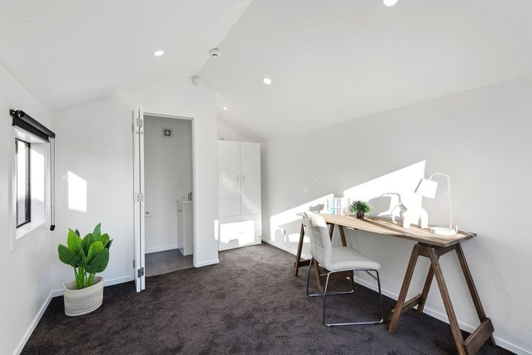 Photo of property in 31 Johns Road, Belfast, Christchurch, 8051