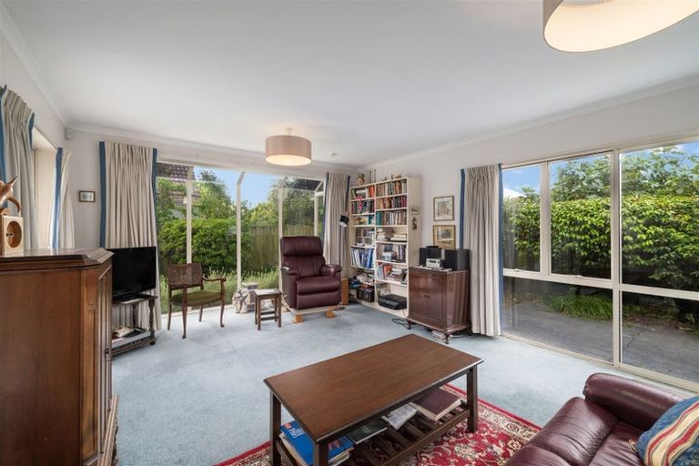 Photo of property in 2/8 Ilam Road, Upper Riccarton, Christchurch, 8041