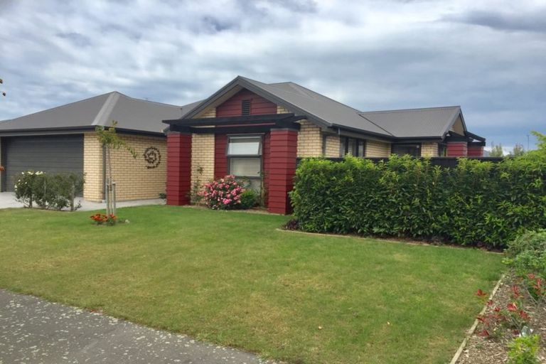 Photo of property in 6 Moeraki Place, Hei Hei, Christchurch, 8042