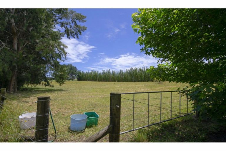 Photo of property in 73 Keri Downs Road, Kerikeri, 0294