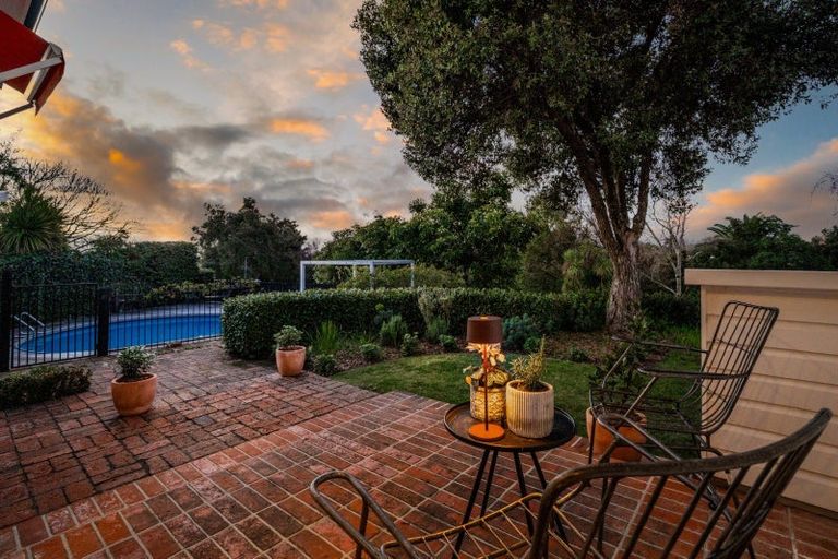 Photo of property in 24 Muritai Crescent, Havelock North, 4130