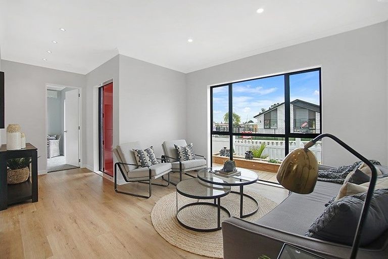 Photo of property in 26 Holcroft Street, Papakura, 2110