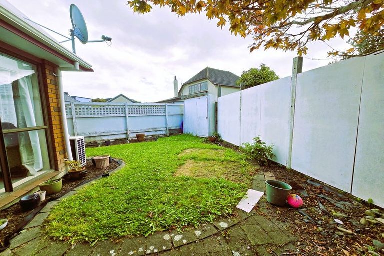 Photo of property in 2/570 High Street, Boulcott, Lower Hutt, 5010