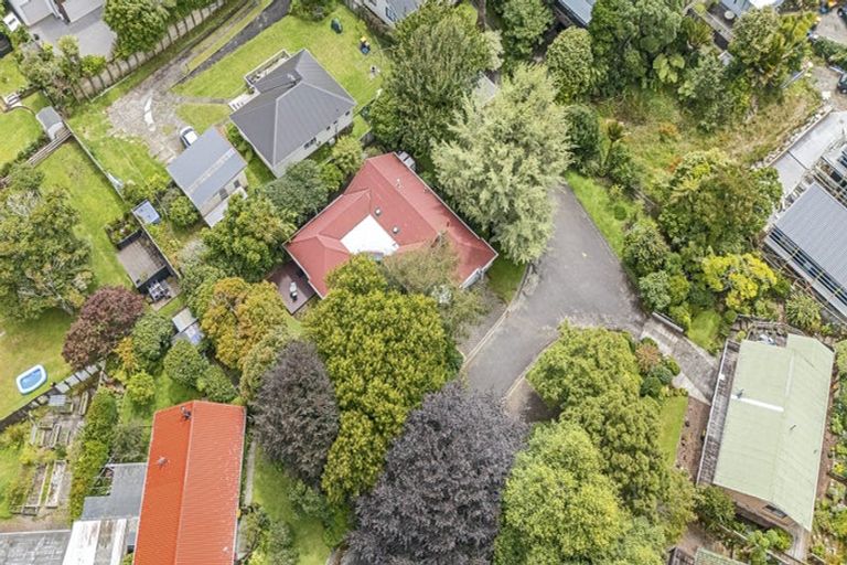 Photo of property in 6a Spencer Place, Merrilands, New Plymouth, 4312