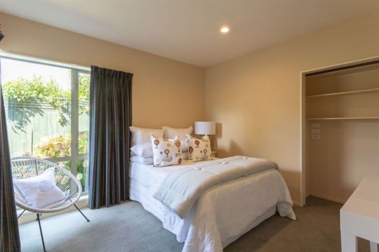 Photo of property in 71 Jeffreys Road, Fendalton, Christchurch, 8052