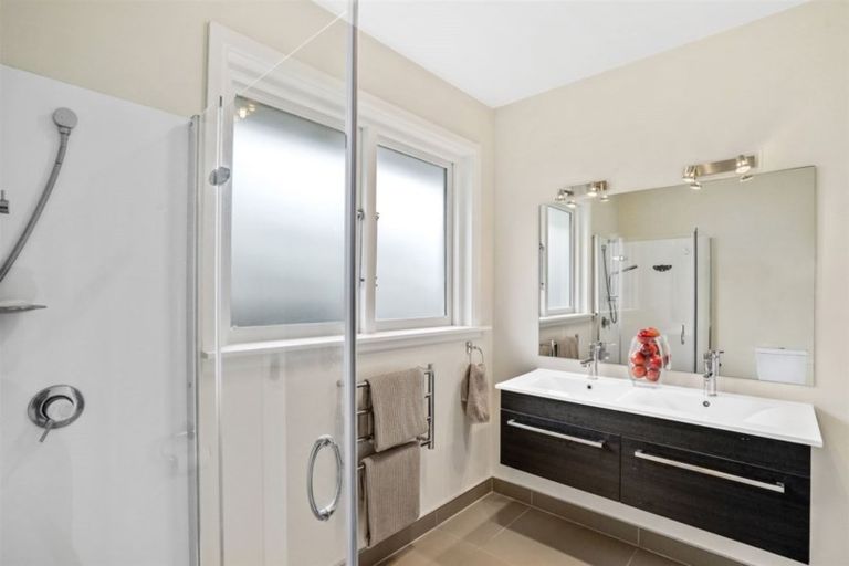 Photo of property in 48 Garreg Road, Bryndwr, Christchurch, 8052