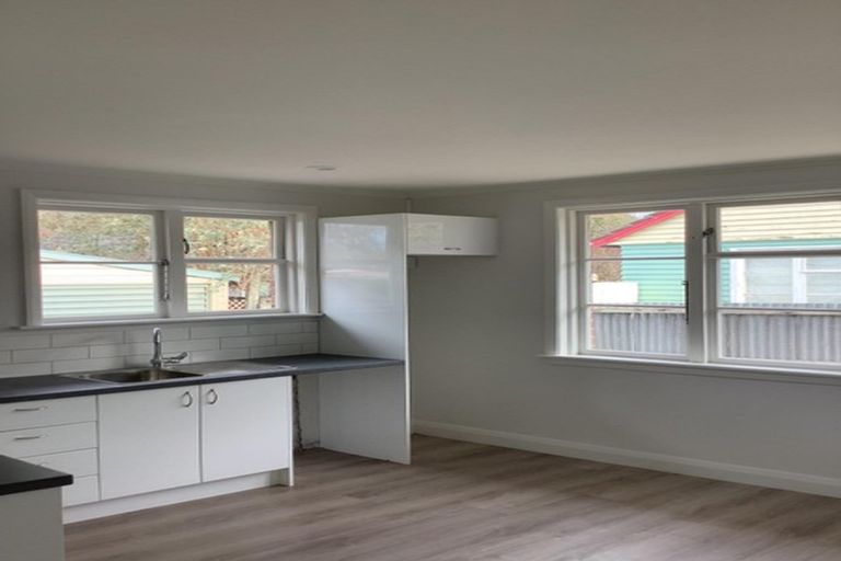 Photo of property in 8 Dunarnan Street, Avonside, Christchurch, 8061