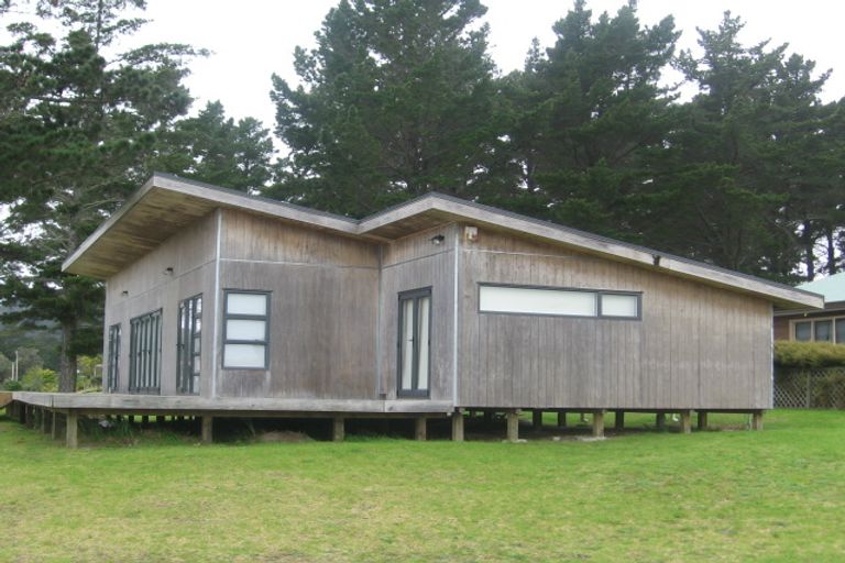 Photo of property in 124 Ake Ake Avenue, Matarangi, Whitianga, 3592