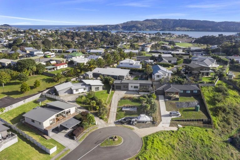 Photo of property in 18 Puka Place, Raglan, 3225