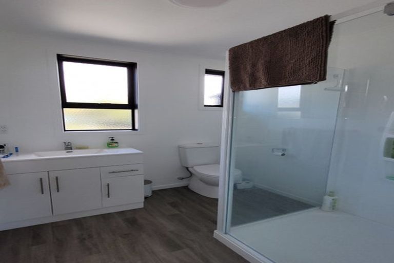 Photo of property in 70 Mackinnon Loop, Te Anau, 9600