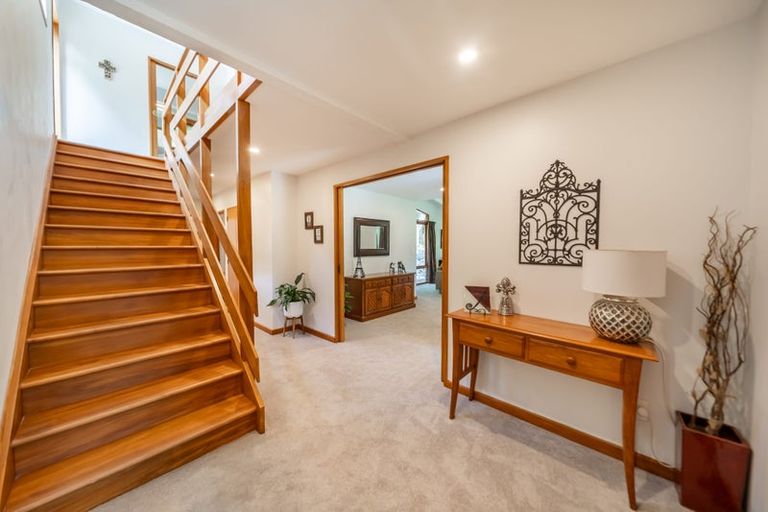 Photo of property in 30c Chatsworth Road, Silverstream, Upper Hutt, 5019