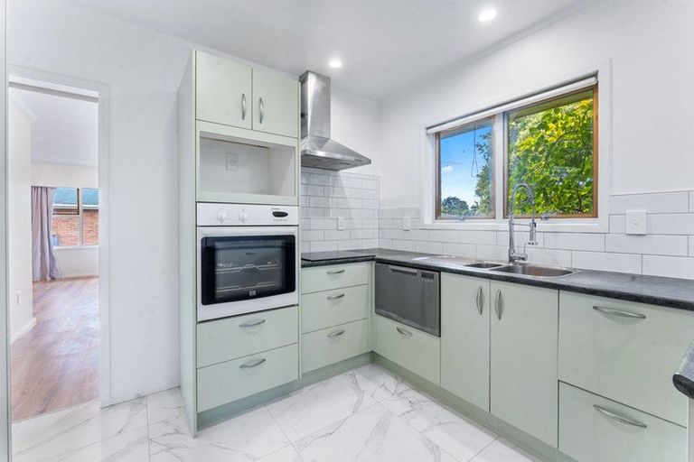 Photo of property in 1/55 Nile Road, Milford, Auckland, 0620