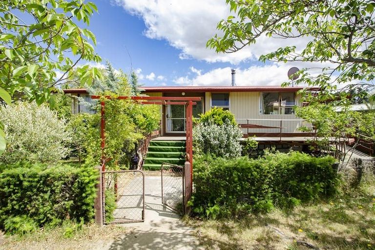 Photo of property in 15 Syndic Street, Cromwell, 9310