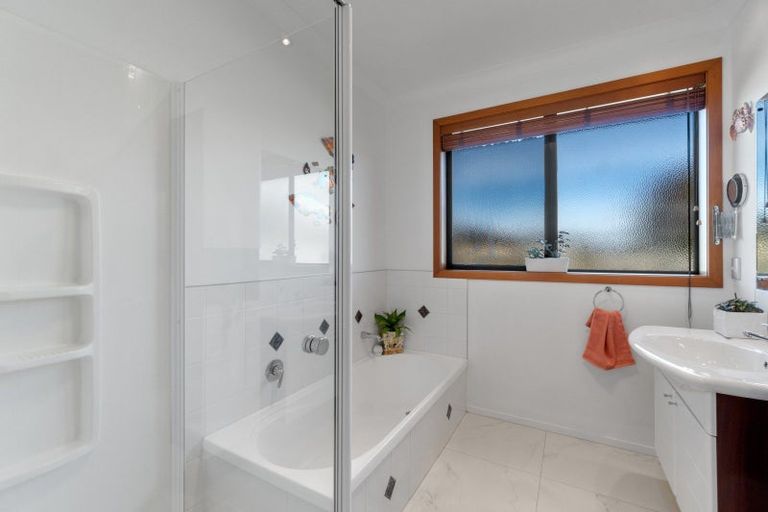 Photo of property in 30a Willow Brook Lane, Te Kowhai, Hamilton, 3288