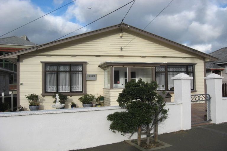 Photo of property in 81 Onepu Road, Kilbirnie, Wellington, 6022