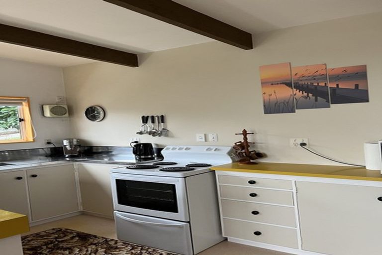 Photo of property in 10a Aorangi Road, Paraparaumu, 5032