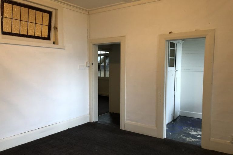 Photo of property in 15 Queens Parade, Devonport, Auckland, 0624