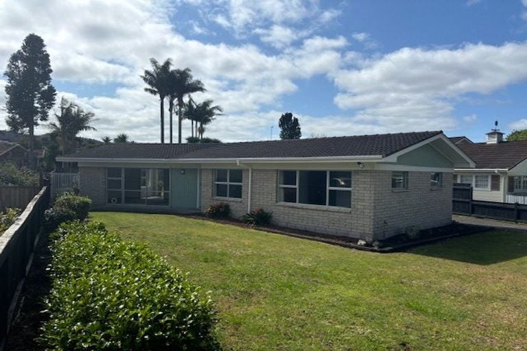 Photo of property in 6 Kotare Crescent, Maunu, Whangarei, 0110