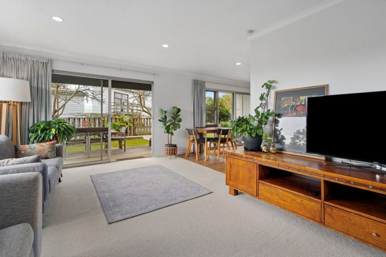 Photo of property in 57 Sherwood Street, Bellevue, Tauranga, 3110