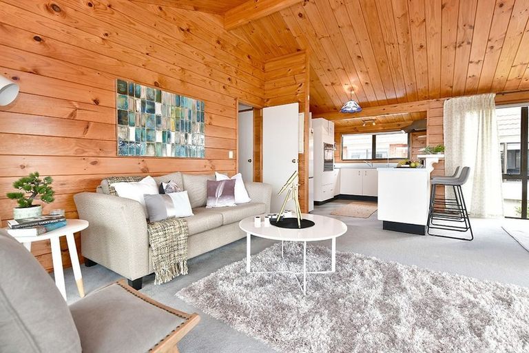 Photo of property in 6 Te Kapa Place, Snells Beach, 0920