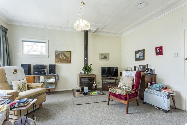 Photo of property in 392 Bay View Road, Saint Clair, Dunedin, 9012