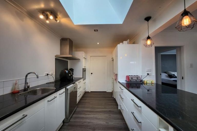 Photo of property in 10 Feist Street, Naenae, Lower Hutt, 5011