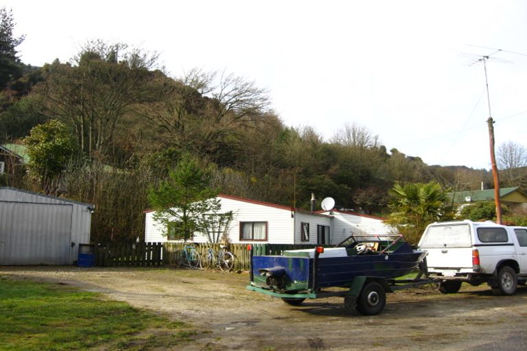 Photo of property in 13a Bridge Street, Reefton, 7830