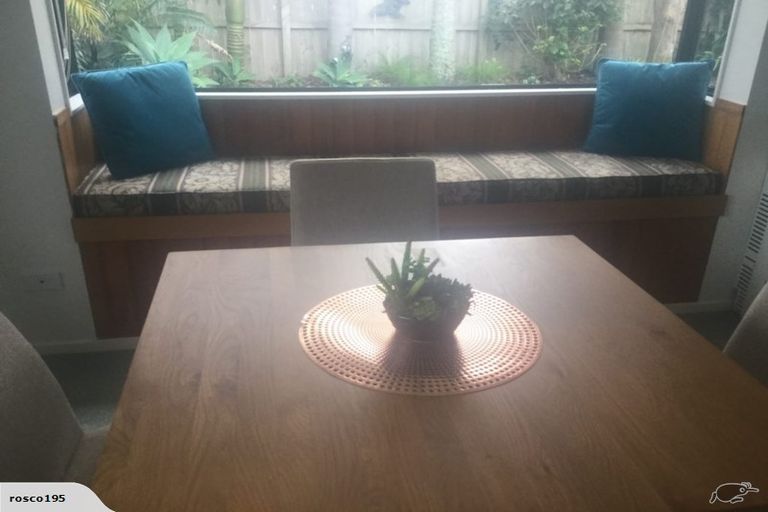 Photo of property in 13 Bermuda Place, One Tree Point, 0118