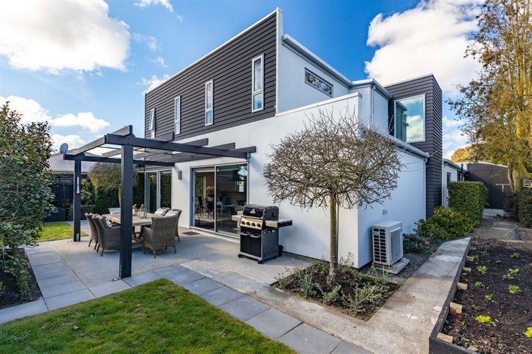 Photo of property in 22a Moreland Avenue, Papanui, Christchurch, 8053