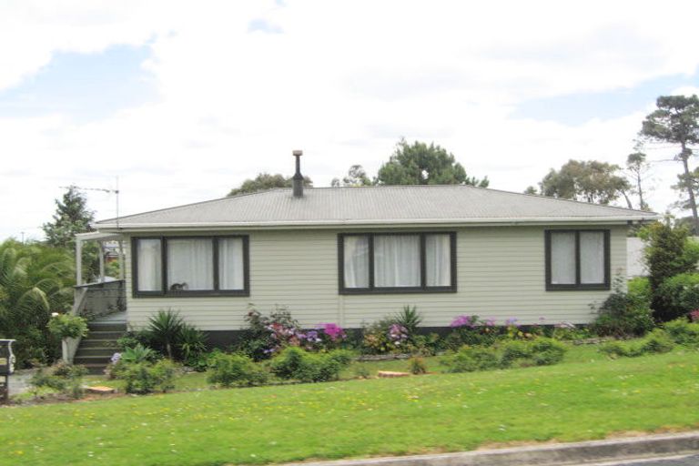 Photo of property in 16 Tiri Road, Manly, Whangaparaoa, 0930