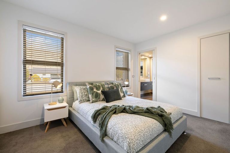 Photo of property in 57 Howards Drive, Lake Hayes, Queenstown, 9304