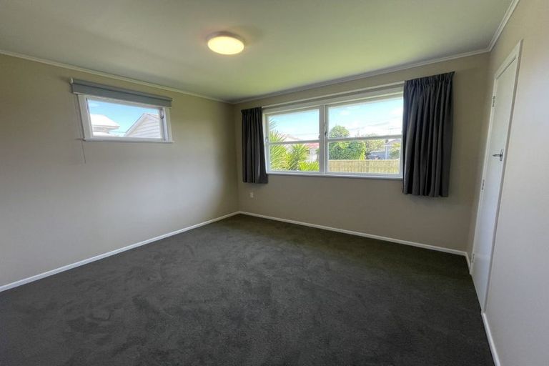 Photo of property in 6 Nelson Street, Levin, 5510