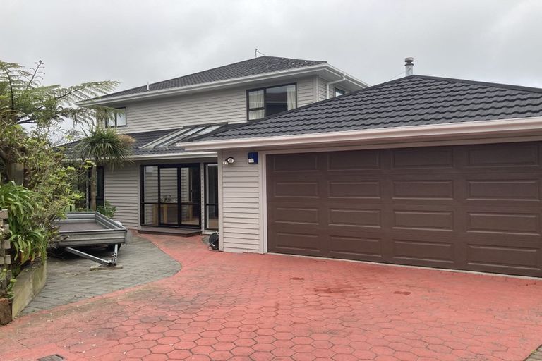 Photo of property in 42 Gurkha Crescent, Khandallah, Wellington, 6035